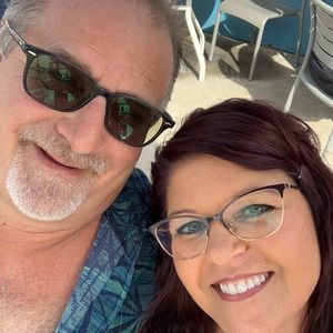 Meet your Posher, Todd